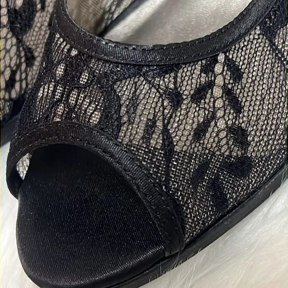 Kelly &‎ Katie Lace Peep Toe Heels Size 10 B-24
